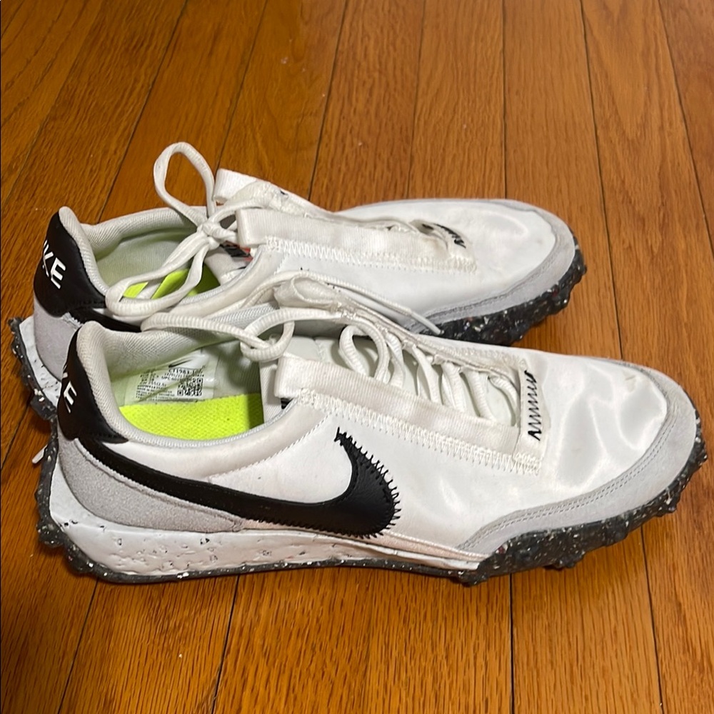 Nike White and Black Womens Shoes